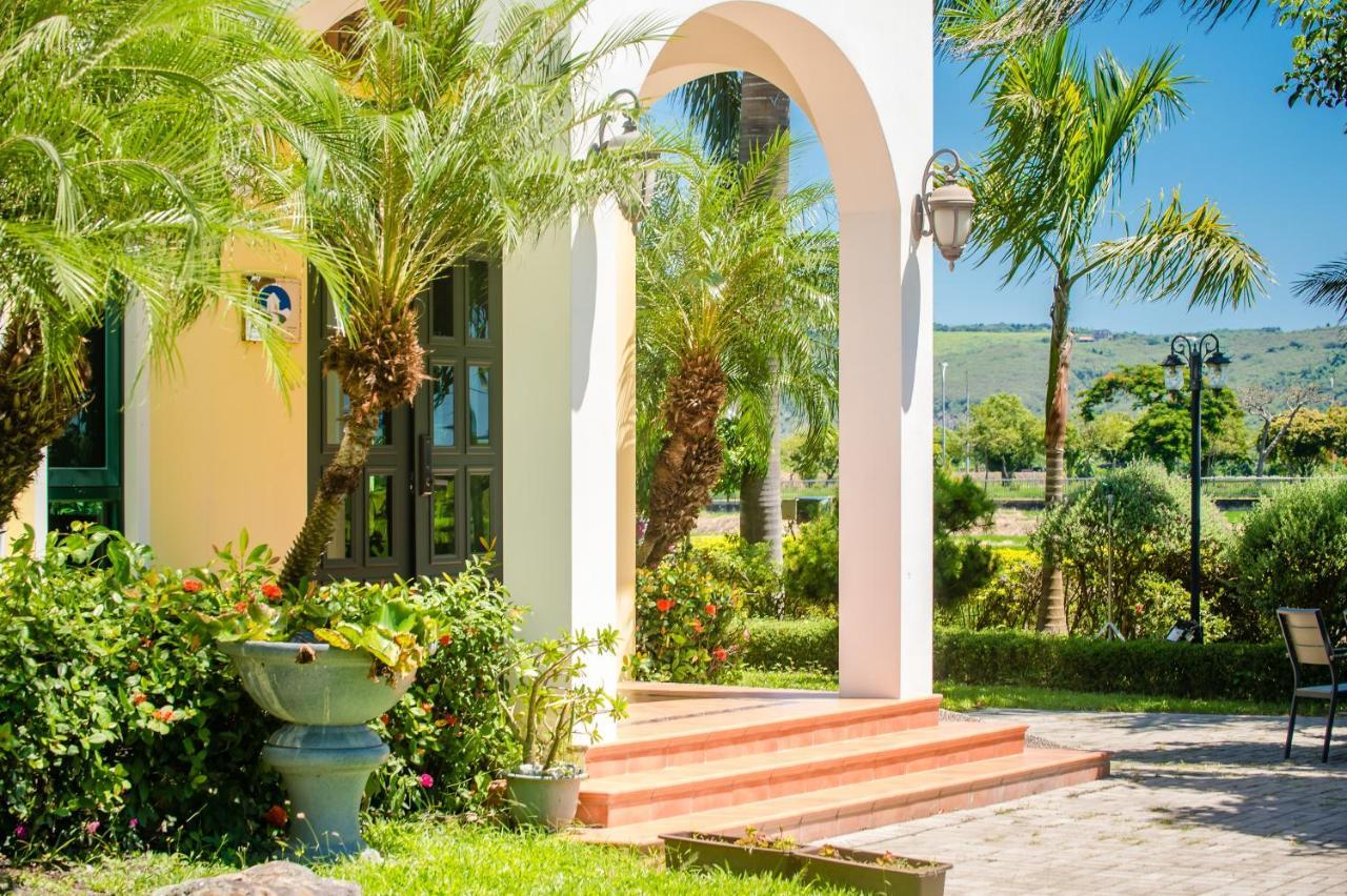 Summer Garden T'ai-tung Zewnętrze zdjęcie