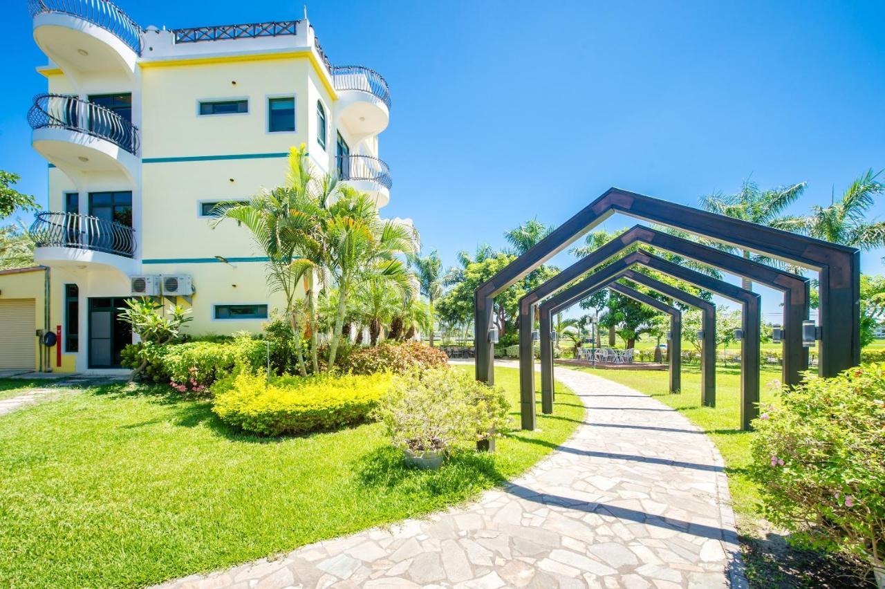 Summer Garden T'ai-tung Zewnętrze zdjęcie